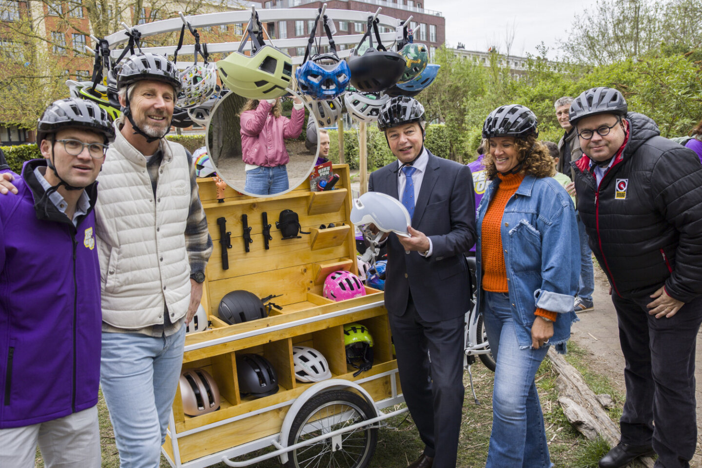 Campagne Zet 'm op wil vrijwillig dragen fietshelm stimuleren