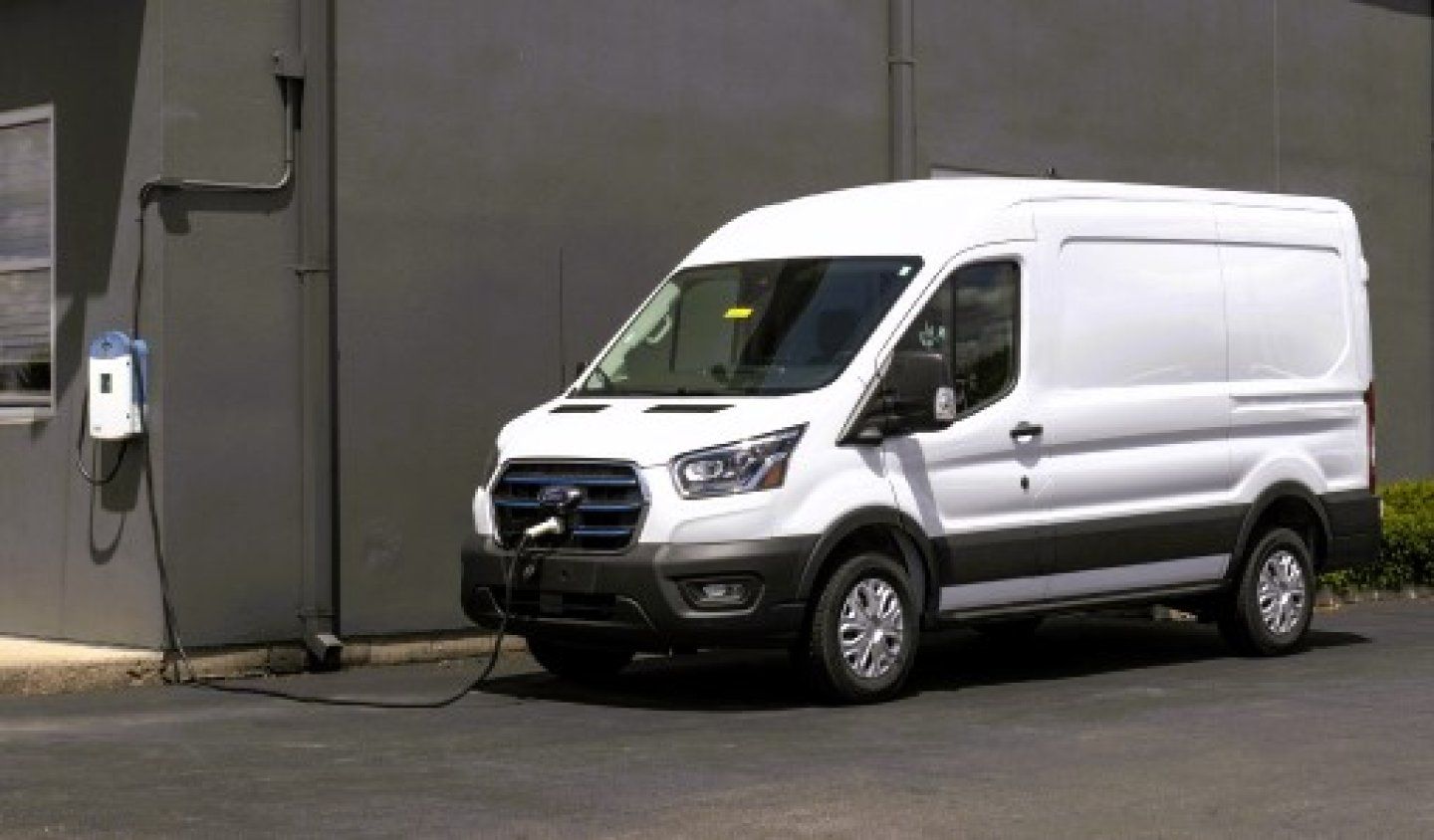 Openbaar Ministerie frustreert zero-emissie logistiek  door aanpassing rijbewijsregels elektrische bestelwagens