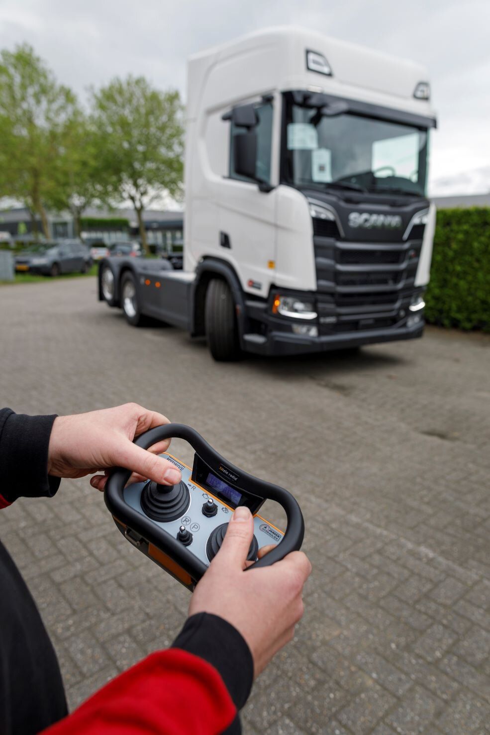 HYDRIVE maakt vrachtwagens op afstand bestuurbaar