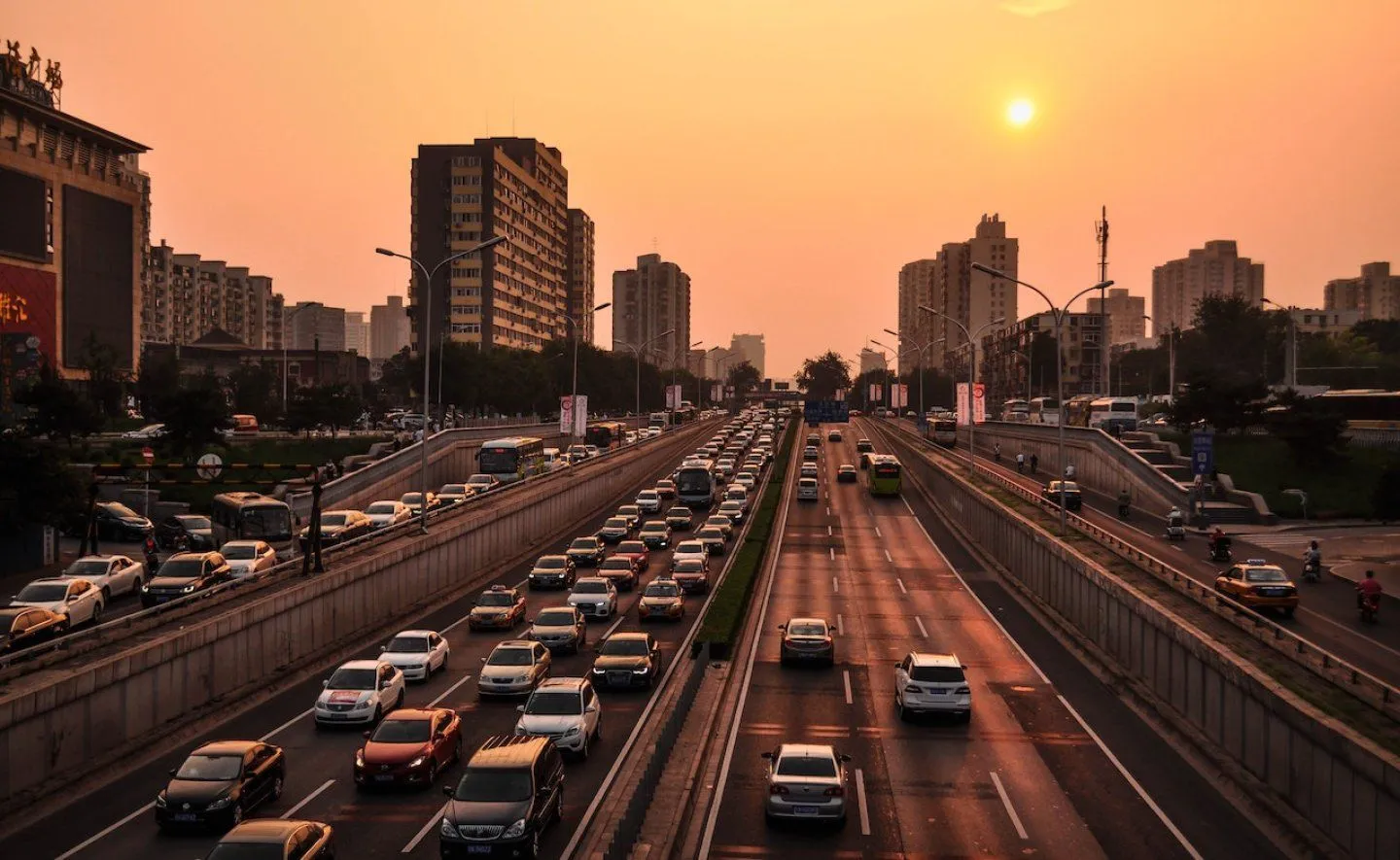 Grotere werkgevers moeten vanaf 2024 CO2-uitstoot werkgebonden personenmobiliteit bijhouden