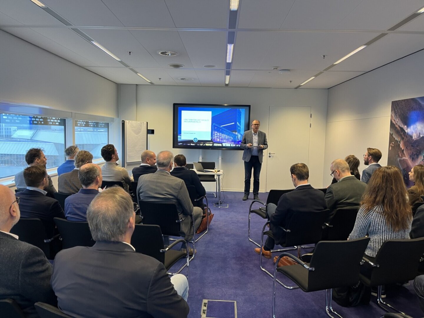 Terugblik: themabijeenkomst over lange termijnprognose autoverkopen en Europese regelgeving